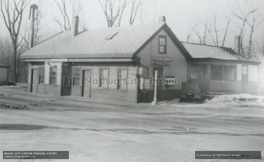 Postcard: Railroad Station, Newton Junction, New Hampshire